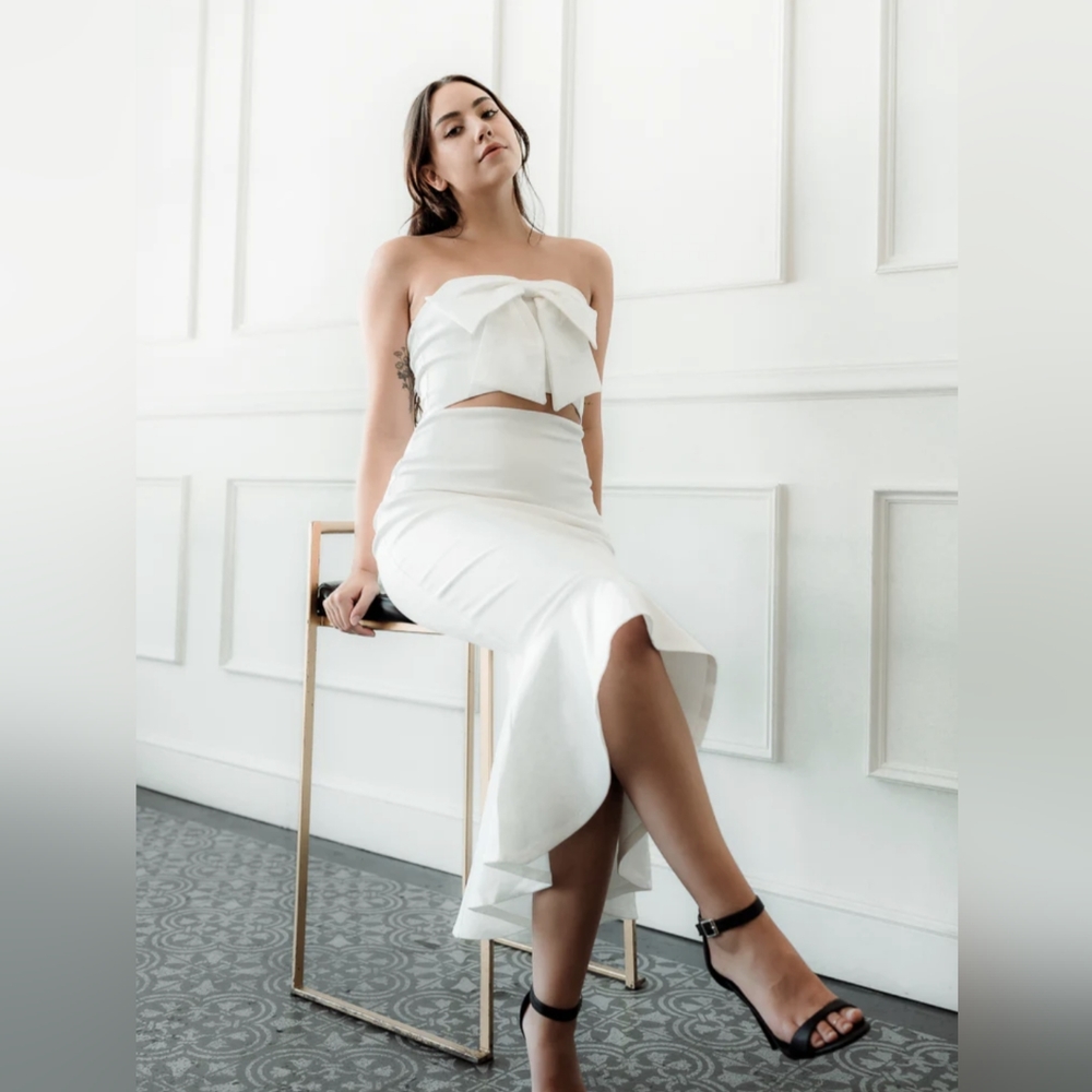 Natalie Bow Top Midi Dress Confete